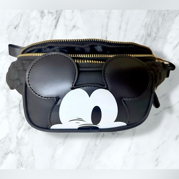 🖤 Disney Mickey Mouse Belt Bag / Fanny Pack – NWT 🖤 - Picture 8 of 12